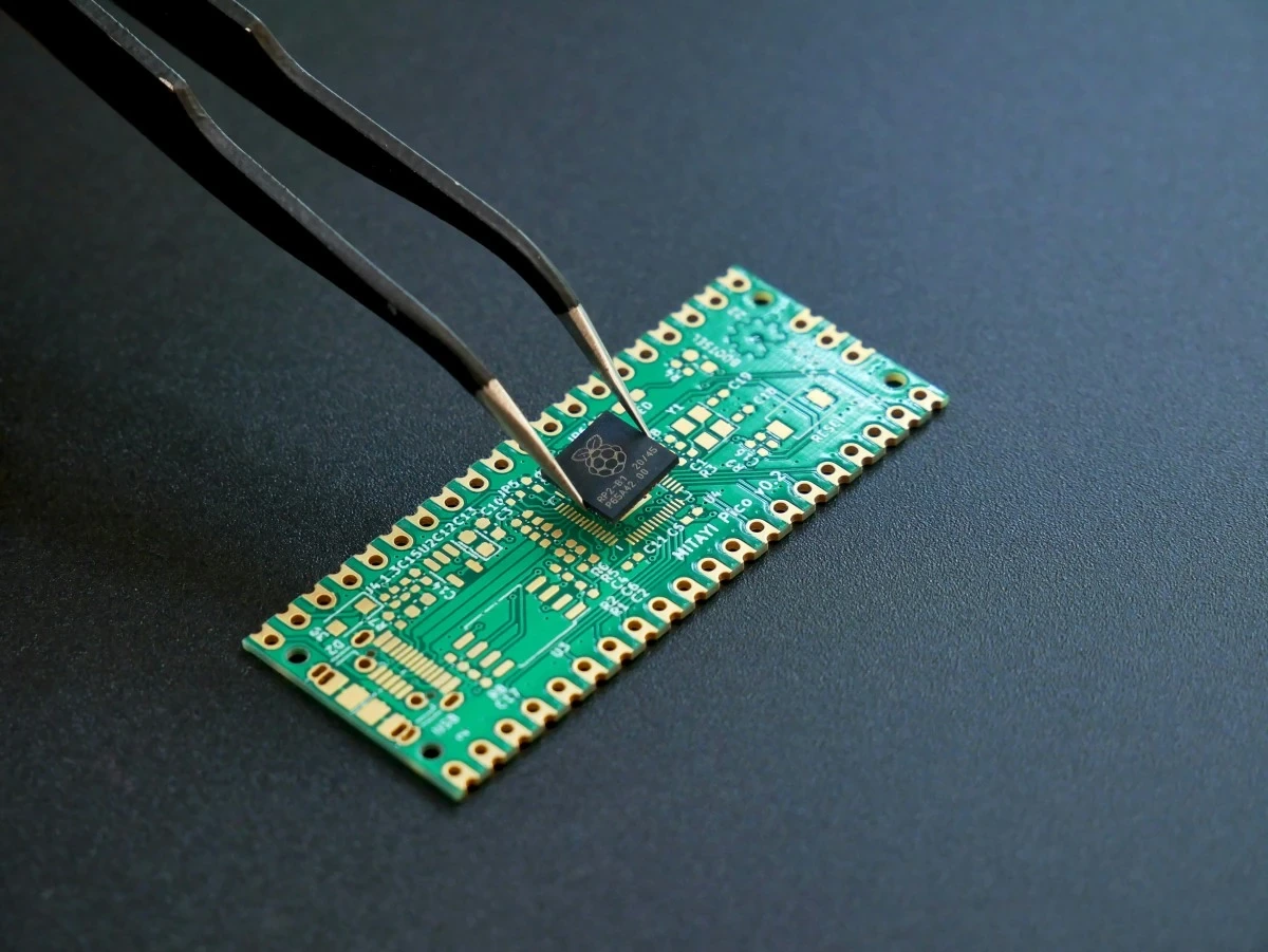 AI server PCB virtual assembly